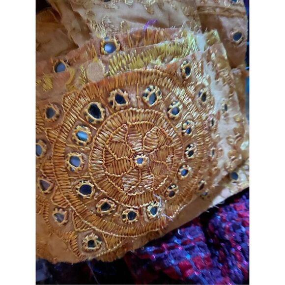 Upholstery Fabric Remnants Scraps Quilting Crafts Button Doll Furniture Making 2 - Picture 8 of 11